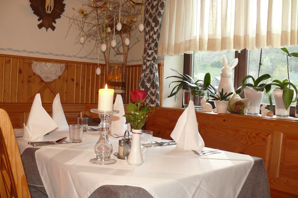 Gasthof-Pension Zur Klause Ratten Exteriör bild